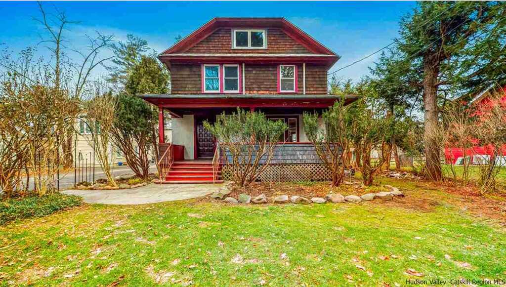 14 Library Lane, Woodstock, NY 12498 - Photo 1 of 35