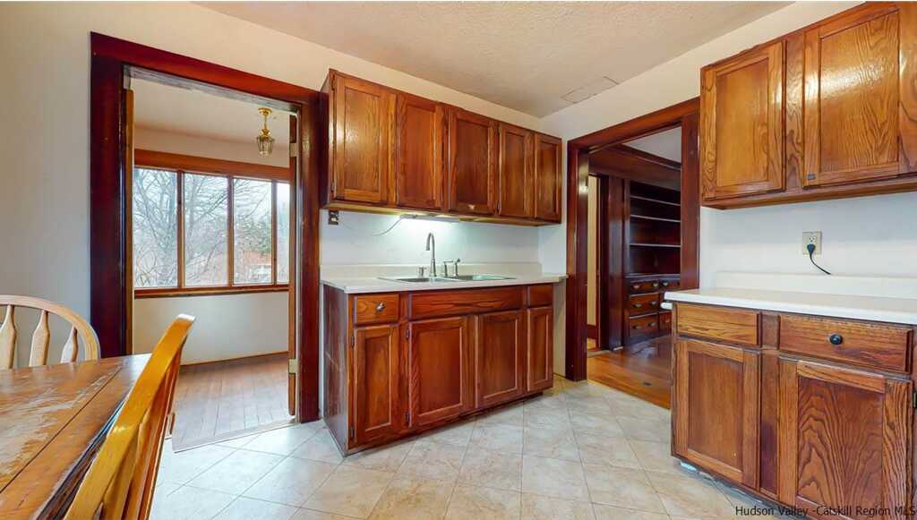 14 Library Lane, Woodstock, NY 12498 - Photo 15 of 35