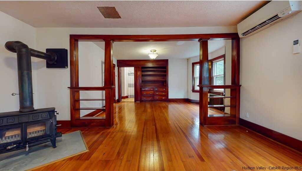 14 Library Lane, Woodstock, NY 12498 - Photo 6 of 35