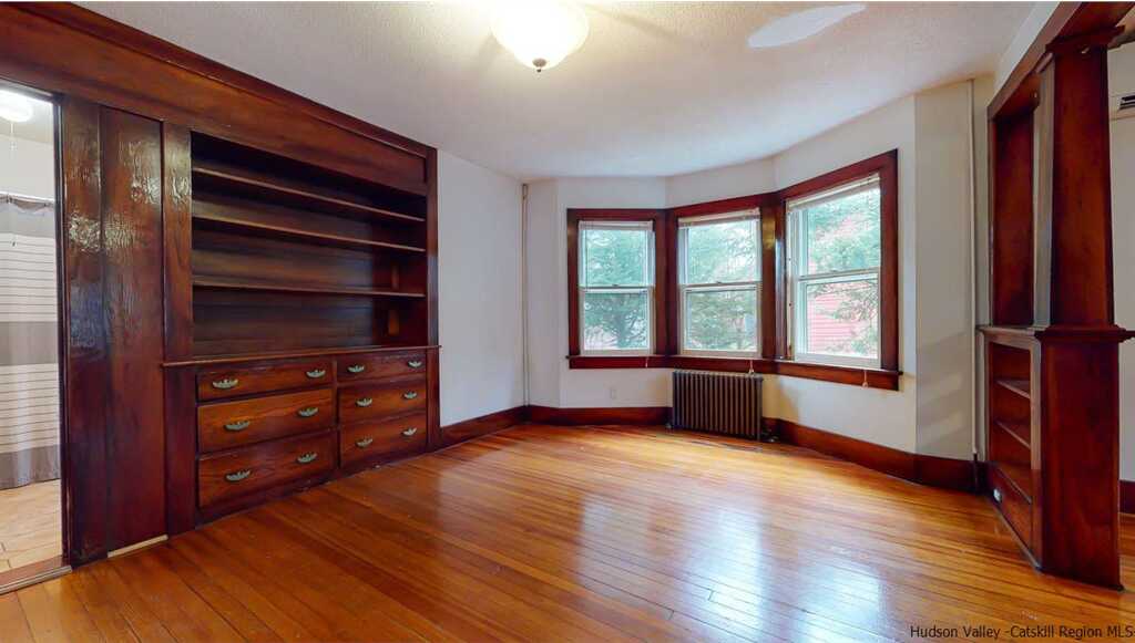 14 Library Lane, Woodstock, NY 12498 - Photo 9 of 35