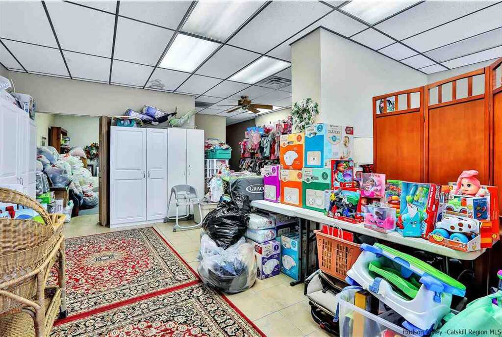 484 Broadway, Kingston, NY 12401 - Photo 6 of 23