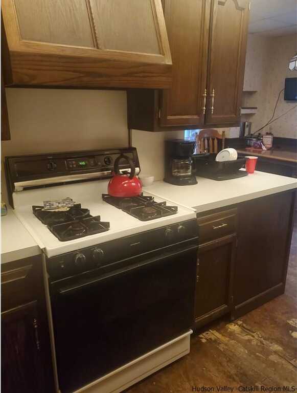 93 Hoffman Street, Kingston, NY 12401 - Photo 3 of 9