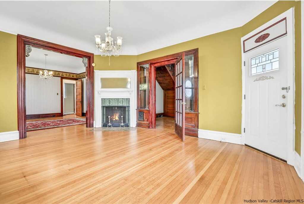 207 Washington Avenue, Kingston, NY 12401 - Photo 17 of 35