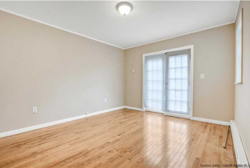 207 Washington Avenue, Kingston, NY 12401 - Photo 20 of 35