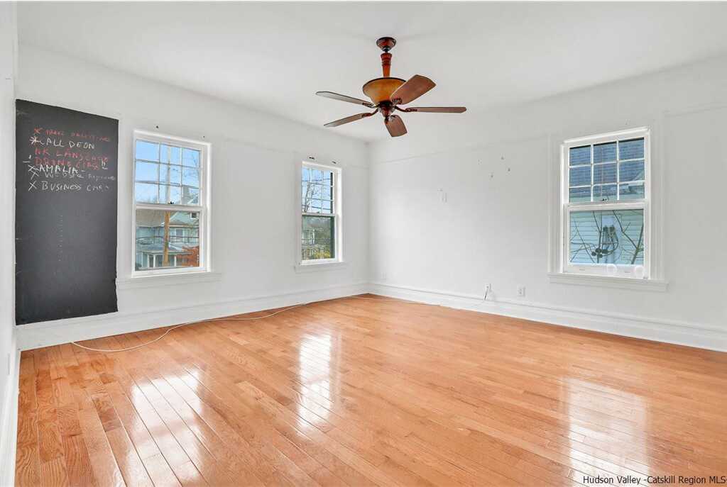 207 Washington Avenue, Kingston, NY 12401 - Photo 27 of 35
