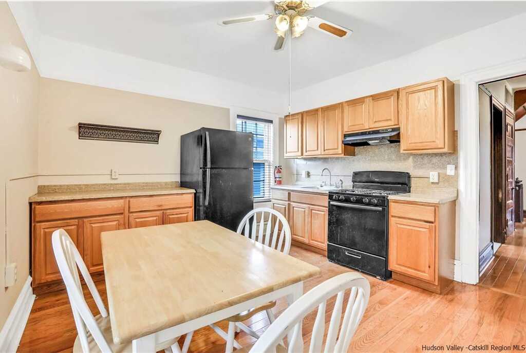 207 Washington Avenue, Kingston, NY 12401 - Photo 25 of 34