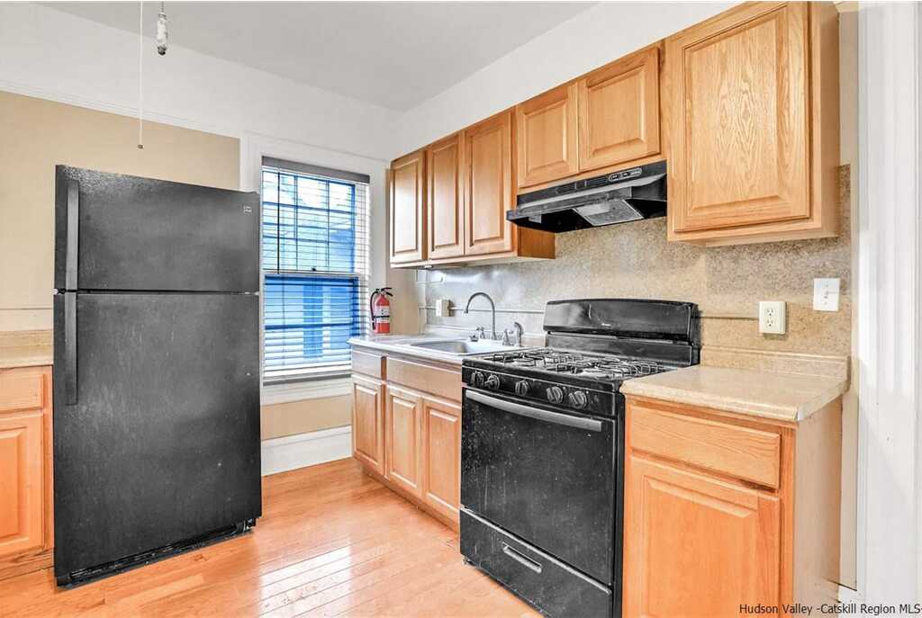 207 Washington Avenue, Kingston, NY 12401 - Photo 26 of 34
