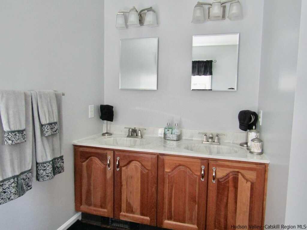 71 Josephs Drive, Saugerties, NY 12477 - Photo 16 of 35