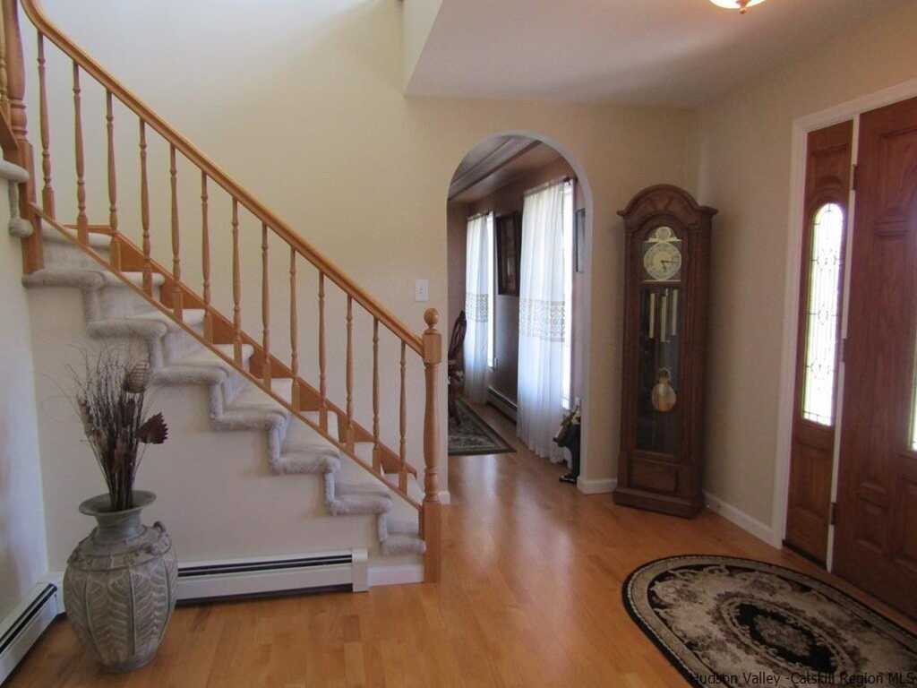 71 Josephs Drive, Saugerties, NY 12477 - Photo 9 of 35