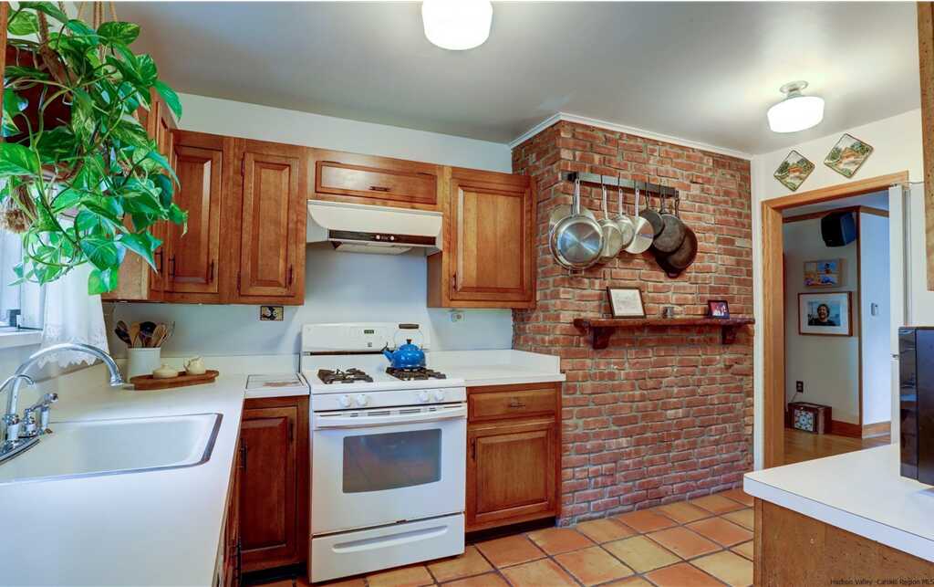 32 Hurley Road, Woodstock, NY 12498 - Photo 7 of 35