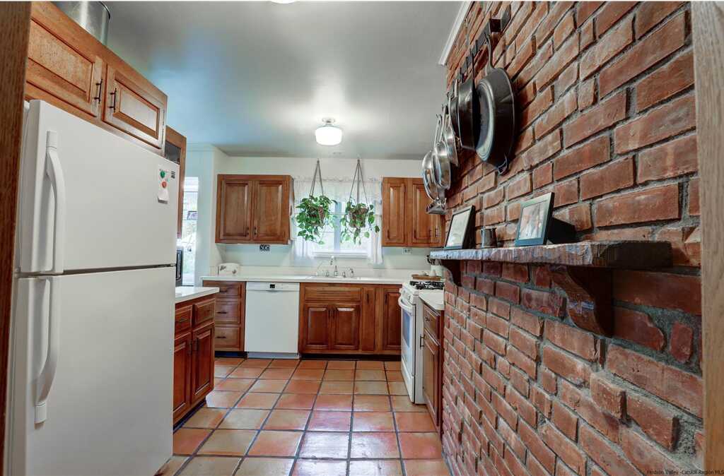 32 Hurley Road, Woodstock, NY 12498 - Photo 8 of 35