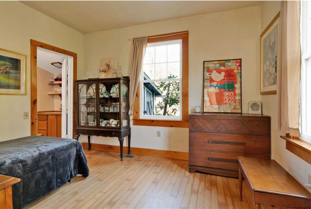 2366 Glasco Turnpike, Woodstock, NY 12498 - Photo 14 of 41