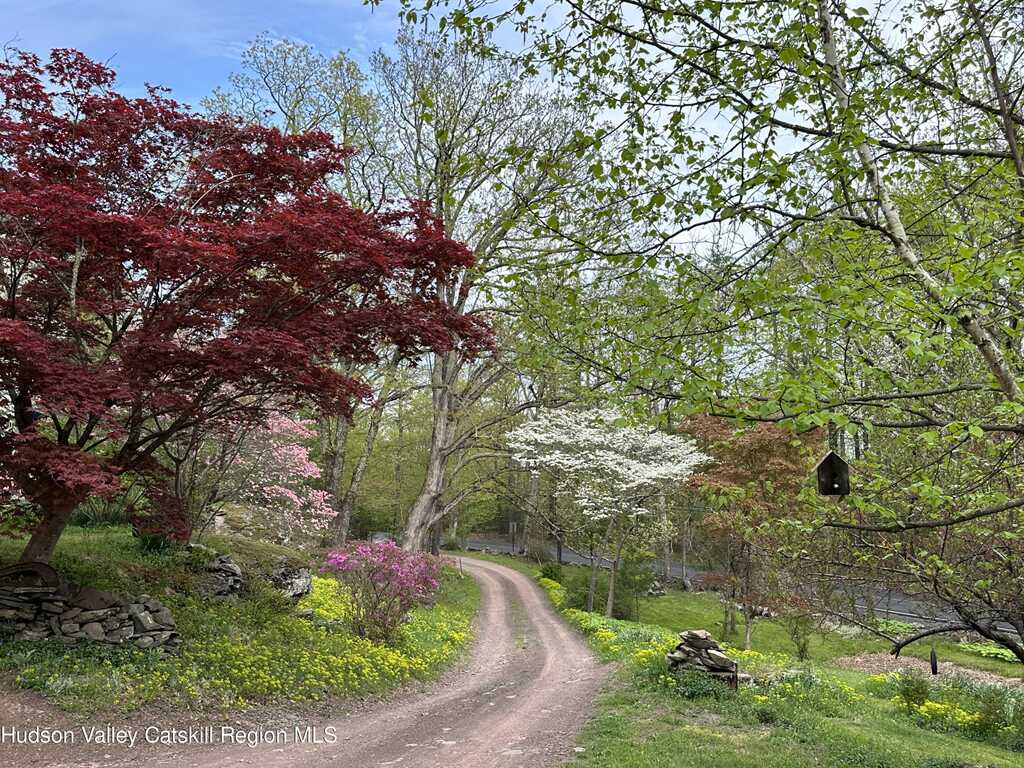 2366 Glasco Turnpike, Woodstock, NY 12498 - Photo 2 of 41