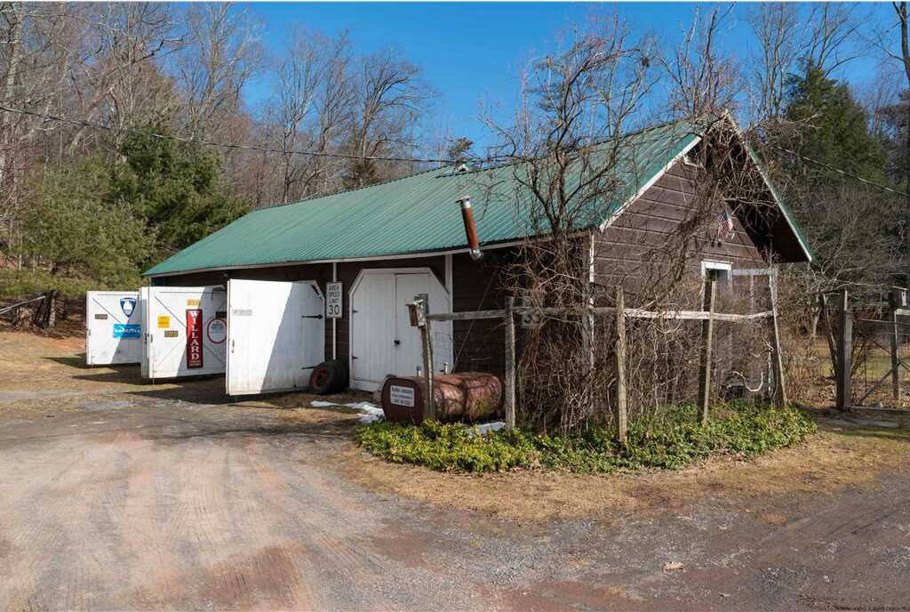 2366 Glasco Turnpike, Woodstock, NY 12498 - Photo 6 of 41