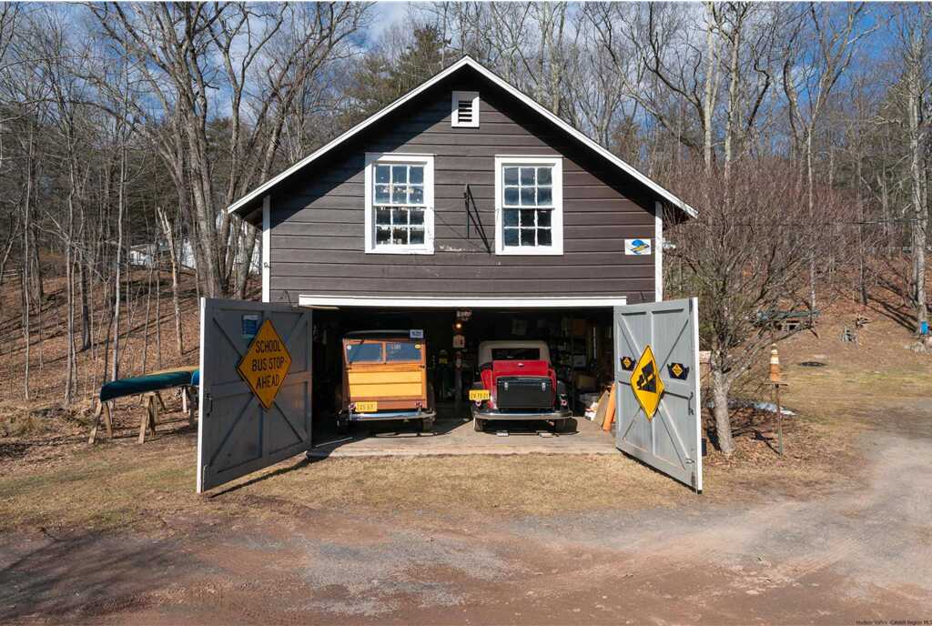 2366 Glasco Turnpike, Woodstock, NY 12498 - Photo 7 of 41