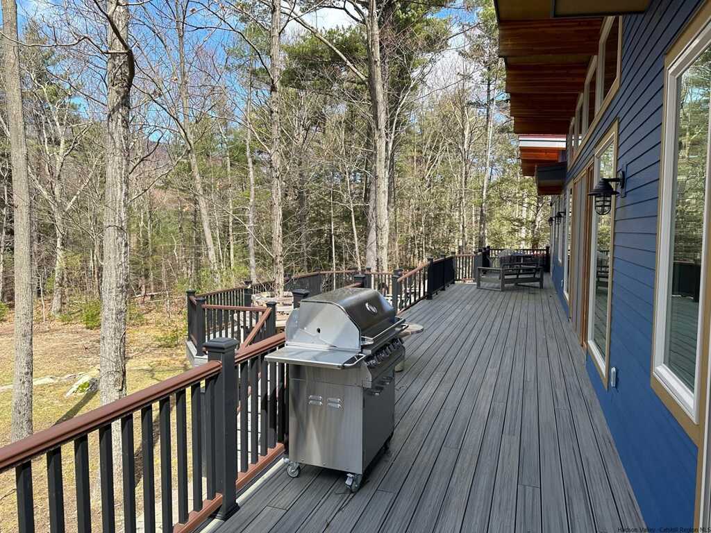 2 Raycliffe Drive, Woodstock, NY 12498 - Photo 18 of 33