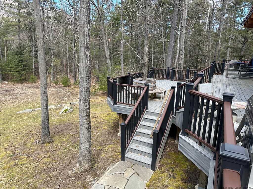 2 Raycliffe Drive, Woodstock, NY 12498 - Photo 20 of 33