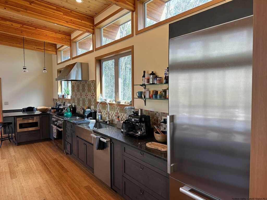 2 Raycliffe Drive, Woodstock, NY 12498 - Photo 4 of 33