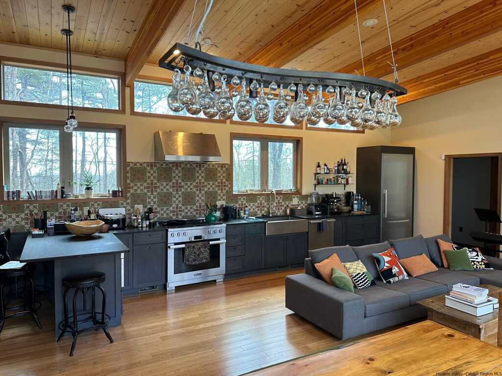 2 Raycliffe Drive, Woodstock, NY 12498 - Photo 5 of 33