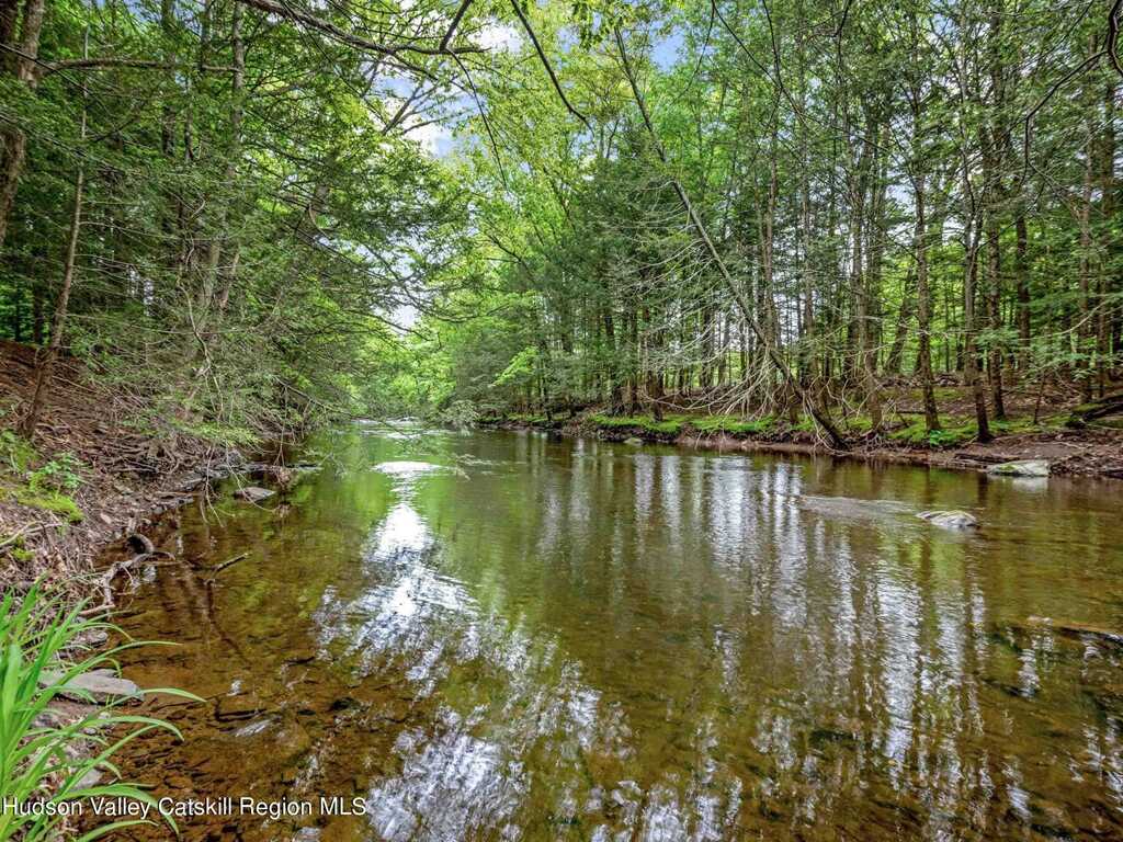 11 George Sickle Road, Saugerties, NY 12477 - Photo 3 of 34