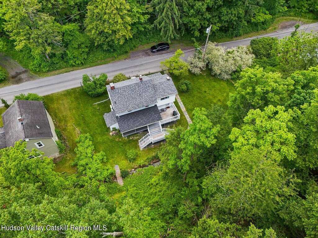 347 Hickory Bush Road, Kingston, NY 12401 - Photo 2 of 28