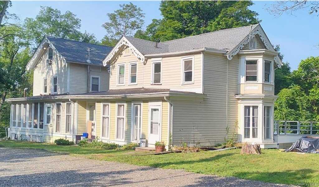 67 Old Albany Post Road, Unit #3, Rhinebeck, NY 12572 - Photo 2 of 13