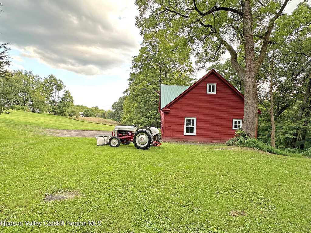 262 & 270 Patterson Lane, Saugerties, NY 12477 - Photo 4 of 36