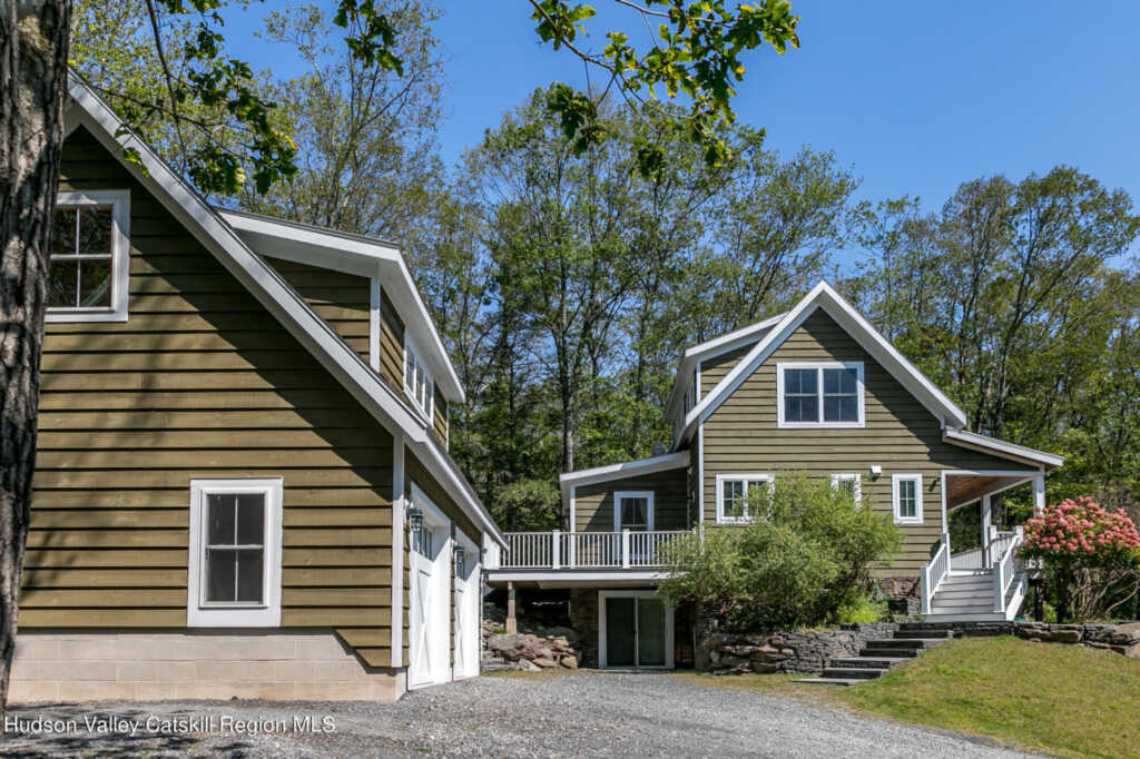 4 Wild Wind Court, Saugerties, NY 12477 - Photo 2 of 32