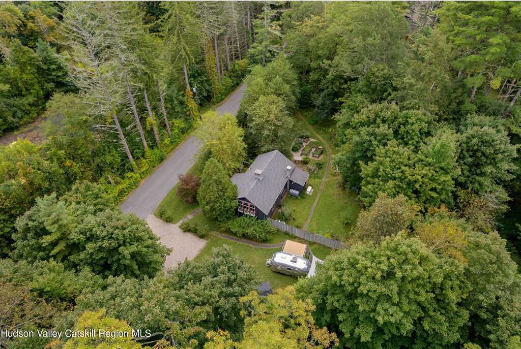 15 Schoonmaker Lane, Woodstock, NY 12498 - Photo 7 of 50