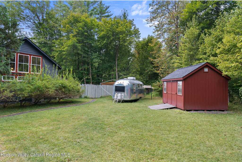 15 Schoonmaker Lane, Woodstock, NY 12498 - Photo 8 of 50