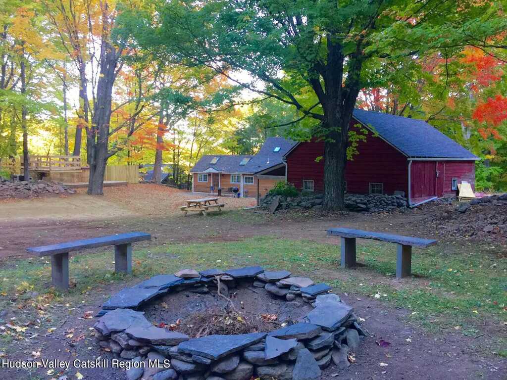 61 Victors Lane, Saugerties, NY 12477 - Photo 5 of 34