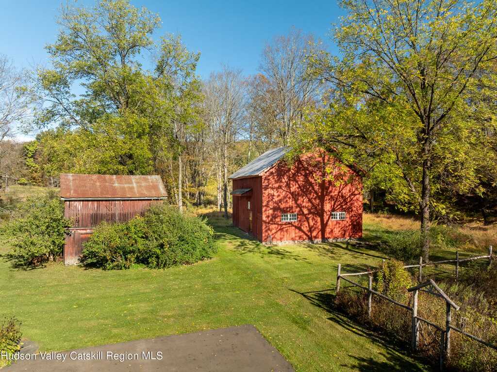 170 Kripplebush Road, Stone Ridge, NY 12484 - Photo 9 of 36