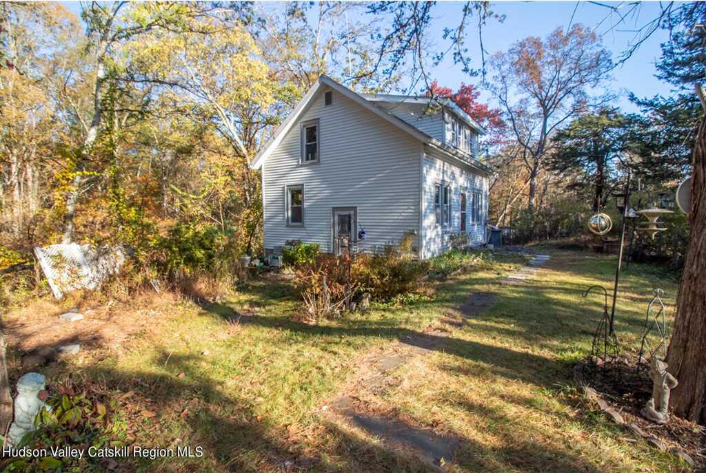 88 Walton Lane, Hurley, NY 12443 - Photo 4 of 26