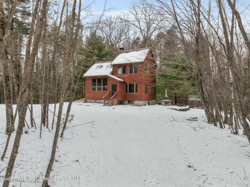 250 Macdaniel Road, Woodstock, NY 12498 - Photo 2 of 39