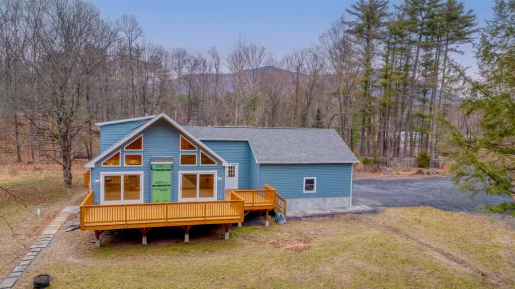 2565 Route 212, Woodstock, NY 12498