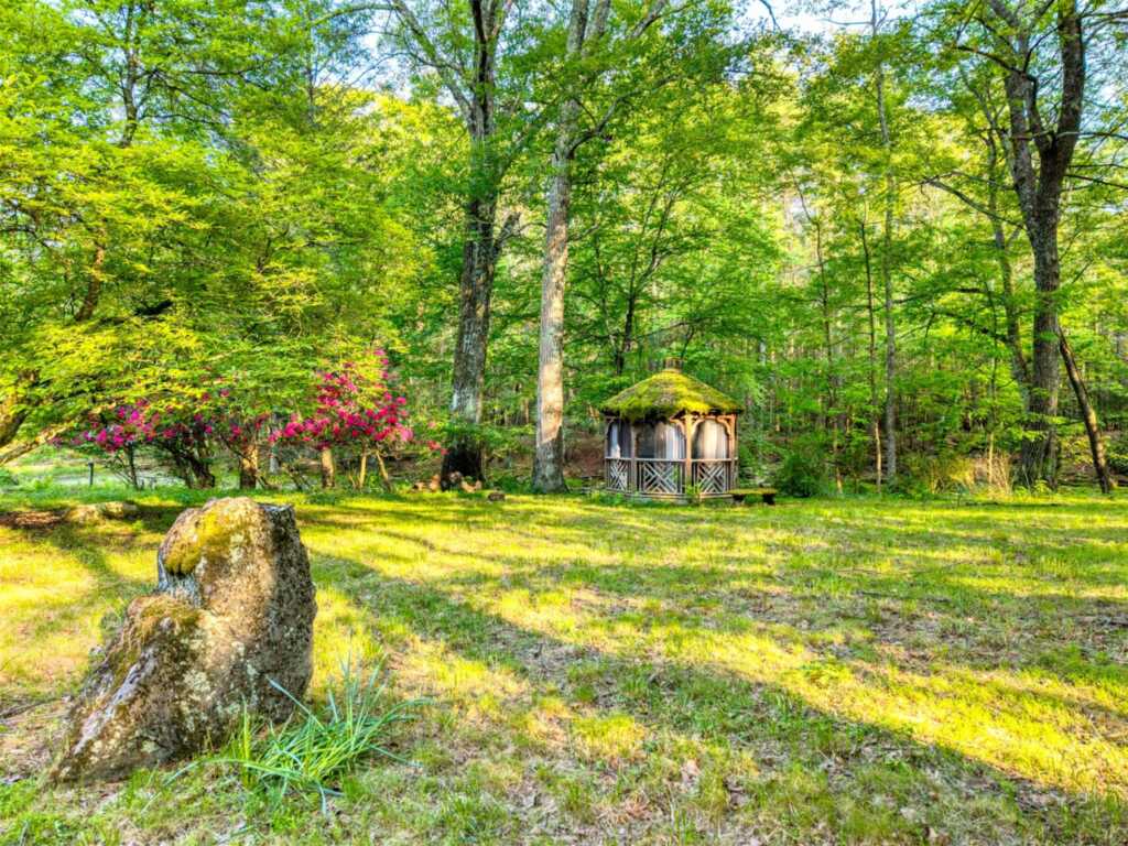2565 Route 212, Woodstock, NY 12498 - Photo 45 of 50