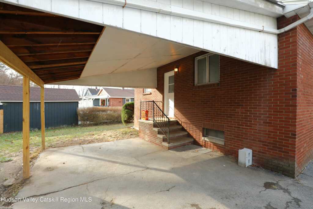 236 Chester St Street, Kingston, NY 12401 - Photo 19 of 23