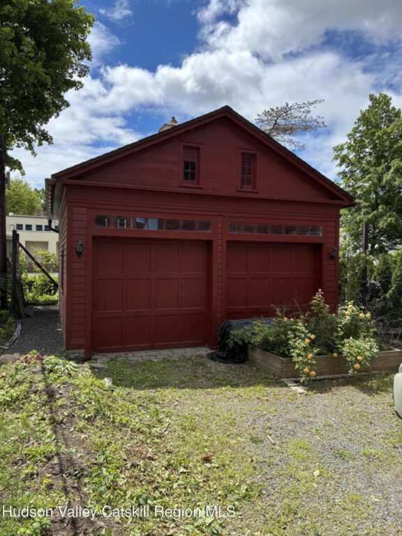 8 Pearl Street, Kingston, NY 12401 - Photo 20 of 23