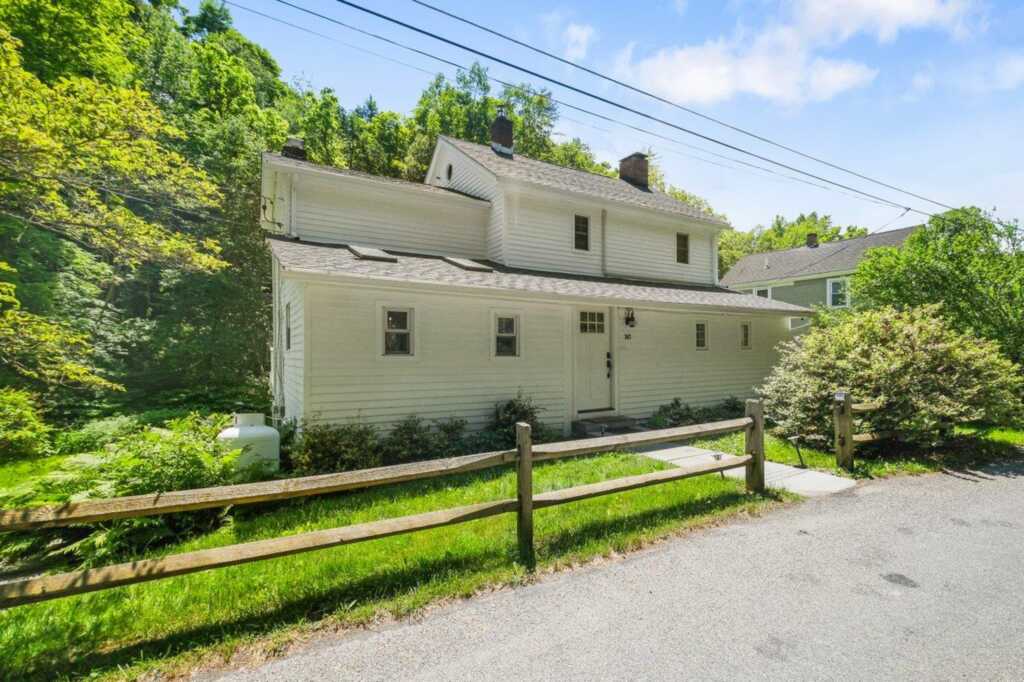 347 Hickory Bush Road, Kingston, NY 12401 - Photo 2 of 47
