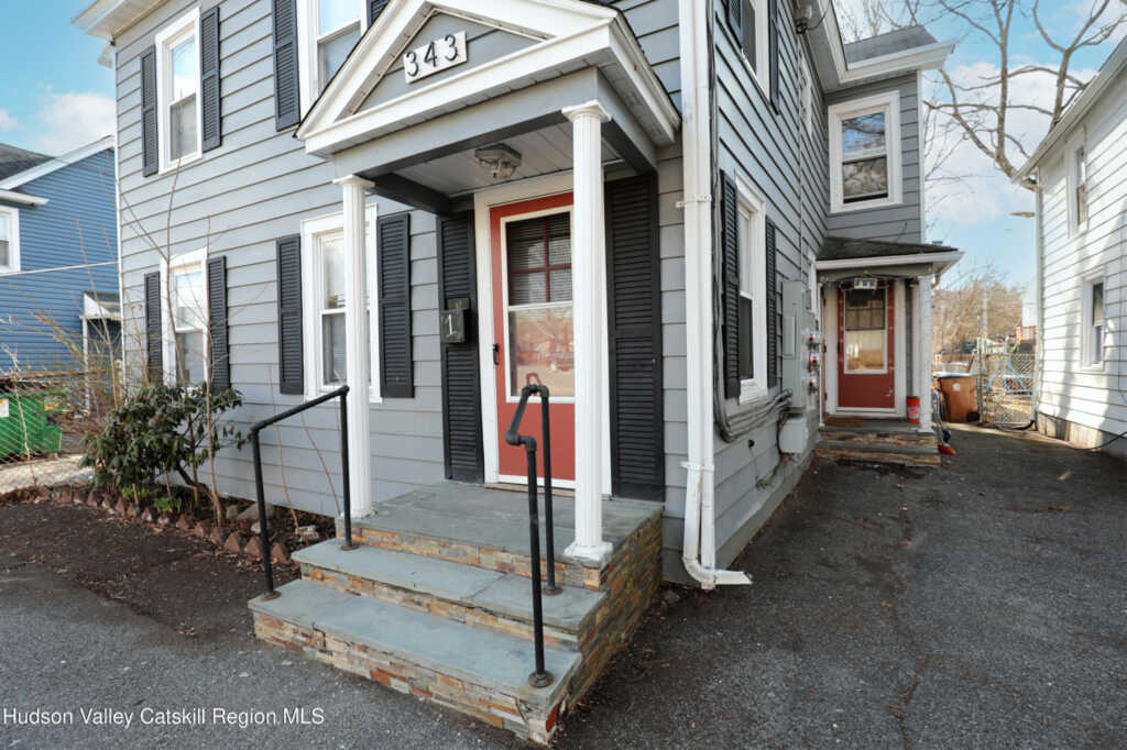 343 Washington Avenue, Kingston, NY 12401 - Photo 2 of 29
