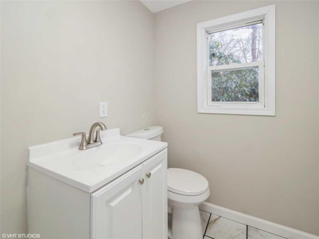 931 Orlando Street, Kingston, NY 12401 - Photo 10 of 18
