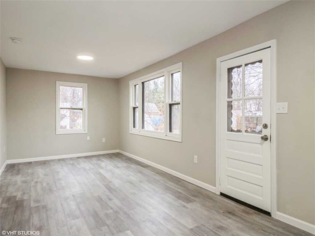 931 Orlando Street, Kingston, NY 12401 - Photo 4 of 18