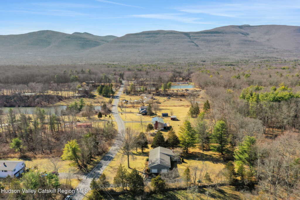24 Rivka Road, Saugerties, NY 12477 - Photo 29 of 33