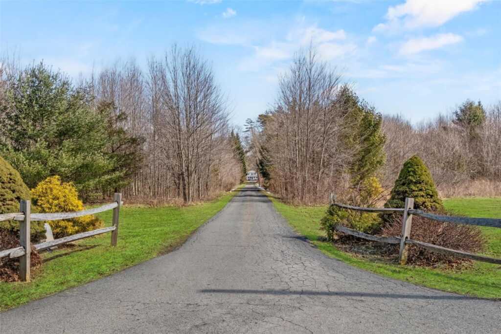 532 Springtown Road, Rosendale, NY 12561 - Photo 5 of 43