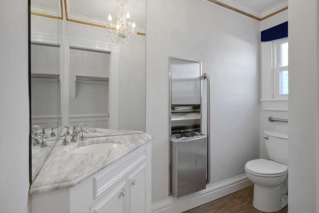 411 Albany Avenue, Kingston, NY 12401 - Photo 17 of 50