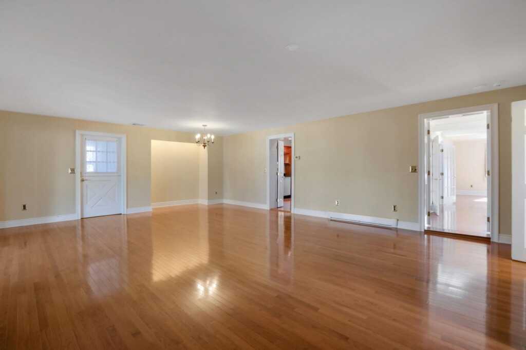 411 Albany Avenue, Kingston, NY 12401 - Photo 25 of 50