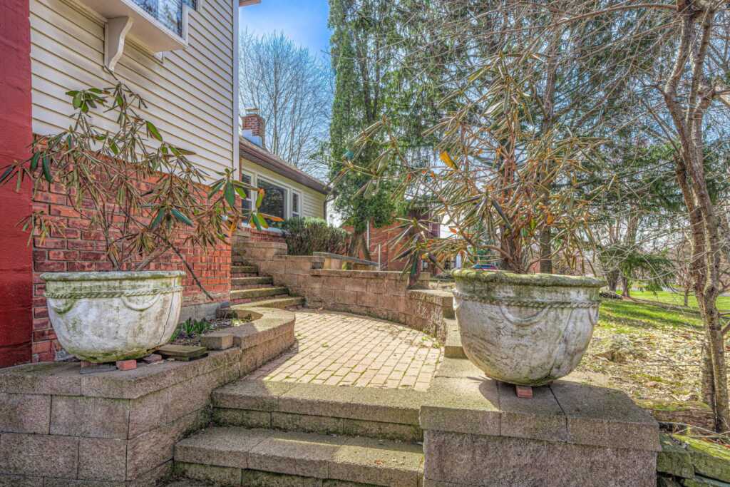 152 Old Flatbush Road, Kingston, NY 12401 - Photo 5 of 23