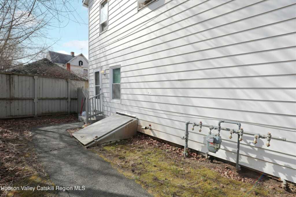 38 Van Deusen Street, Kingston, NY 12401 - Photo 20 of 20