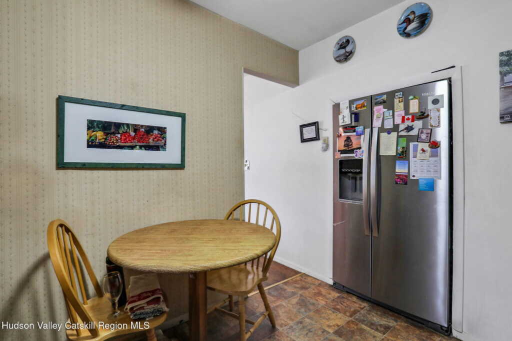 4 Sterley Avenue, Saugerties, NY 12477 - Photo 9 of 19