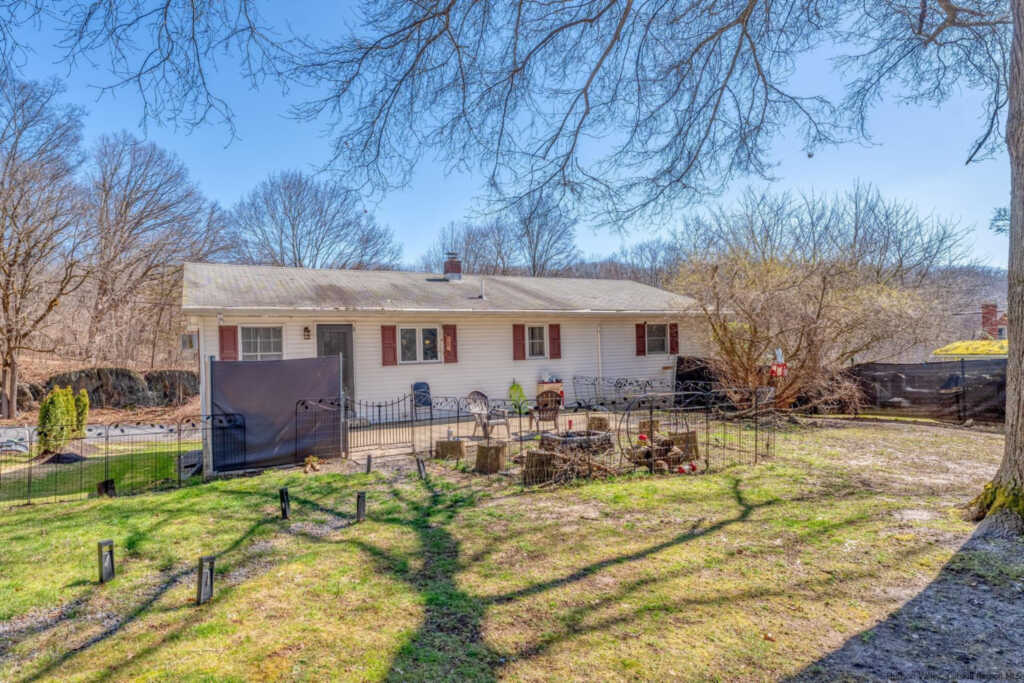 199 2nd Avenue, Kingston, NY 12401 - Photo 39 of 40